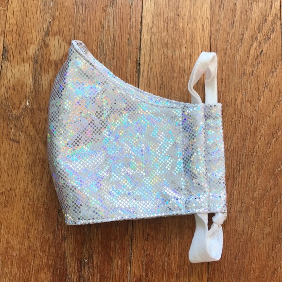 Accessories - 🪻5/$20 Sale!🪻 Sparkle Glitter Face Mask